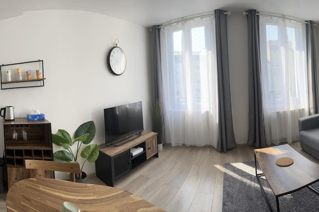 Appartement Agreable Et Confortable Pour 4 Personnes Le Havre Esterno foto