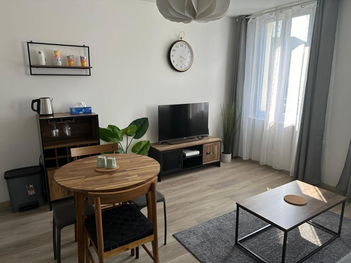 Appartement Agreable Et Confortable Pour 4 Personnes Le Havre Esterno foto